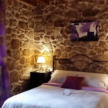 Casa Rural Vella Da Rivera Country house *