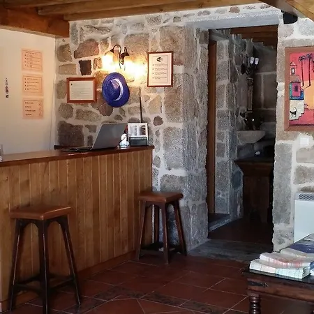 Casa Rural Vella Da Rivera * O Sisto